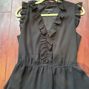 Banana Republic Black Ruffle V-Neck Sleeveless Peplum Top